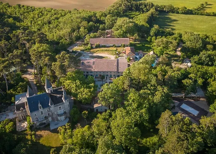 Aznavour Près De Carcassonne Hébergement de vacances *