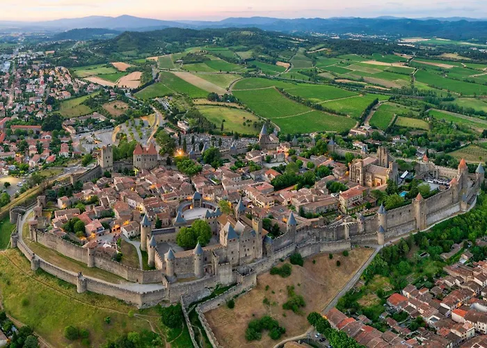 Hébergement de vacances Aznavour Près De Carcassonne Pennautier