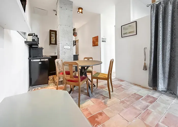 Aznavour Près De Carcassonne Hébergement de vacances *