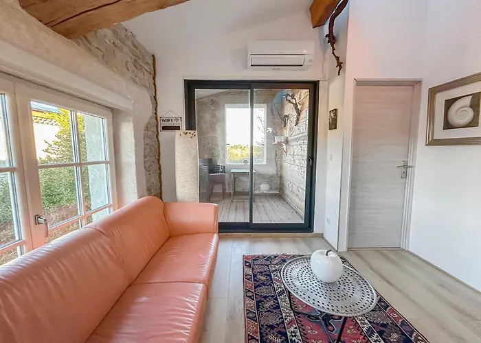 Hébergement de vacances Aznavour Près De Carcassonne Pennautier